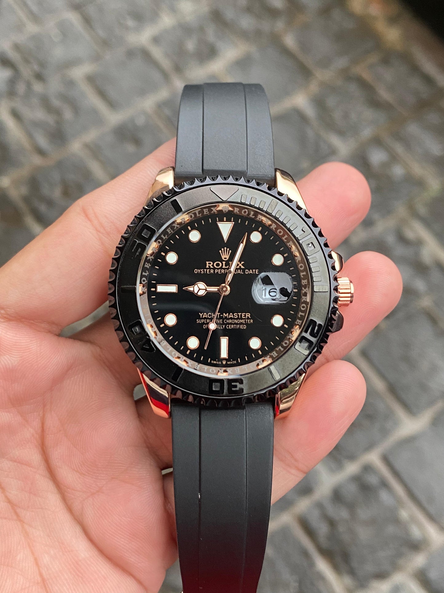 Black And Rose Gold Case Silicon Strap Yatch Master Watch For Men