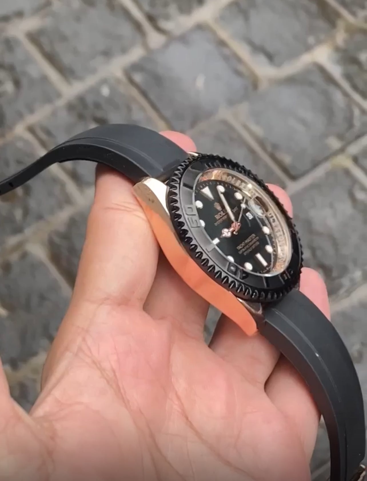 Black And Rose Gold Case Silicon Strap Yatch Master Watch For Men