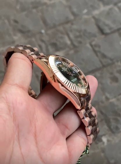 Rose Gold Green Case Premium Stainless Steel Day Date Watch For Men