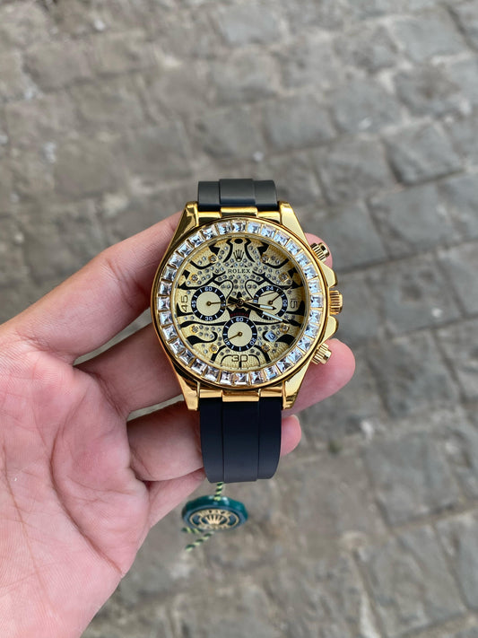 Black And Gold Case Silicon Strap Tiger Eye Watch For Men